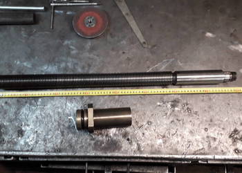 Śruba pionowa do frezarki Heckert FSS315 FSS400