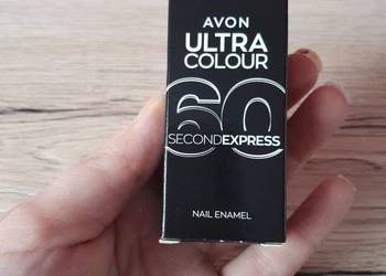 Lakier do paznokci Avon Ultra Colour 10ml Fun & Fuchsia.