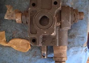 ZAWÓR ROZDZIELAJĄCY ZBIORNIKA HYDRAULICZNEG AFHYMAT HYDROCAR