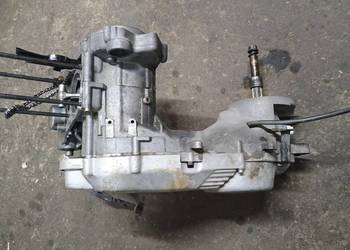 Aprilia Leonardo 125/150 silnik rotax wał kartery panewki