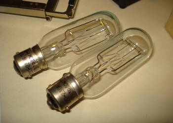Żarówki projekcyjne 220 - 230V /100W do rzutników - projektorów retro z PRL