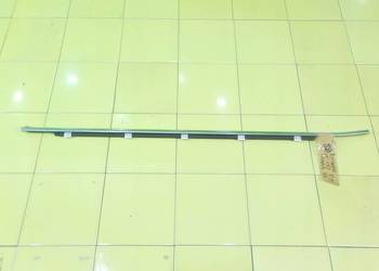 HYUNDAI SANTA FE III 2.2 CRDI 14r 5D listwa zgarniajaca drzwi prawa przod