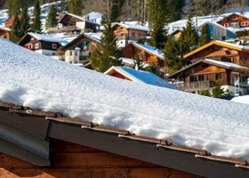 Odśnieżenie dachu, usuwanie lodu, sopli z dachów, Wrocław