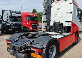 Ciagnik z sprężarka kompresorem do paszy Pto Volvo
