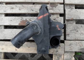 RENAULT CLIO III 09r obudowa filtra powietrza 8200398989 H8200215806
