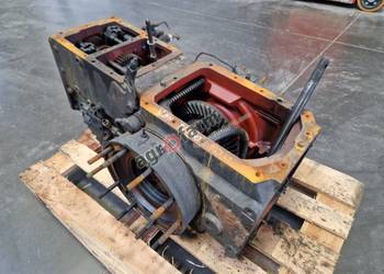 Tylny most New Holland TL 100