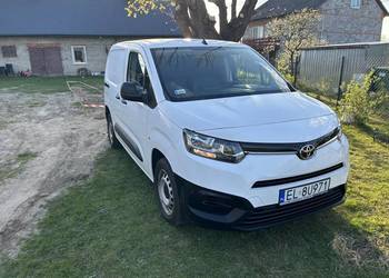 Toyota proace city