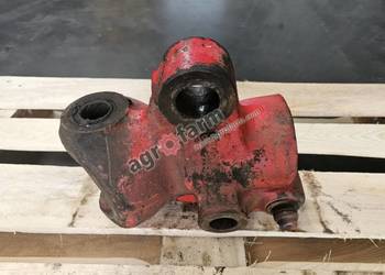 Obudowa RH FWD McCormick MC 115, 135, 105