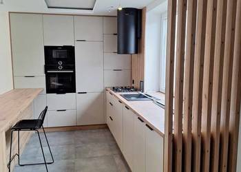 Meble Kuchenne na wymiar Stolarz producent lakierowane akryl