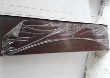 Parapet zewnętrzny metalowy brązowy