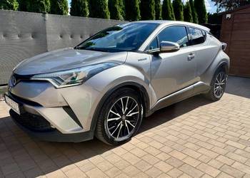 Toyota C-HR 1.8 Hybrid Prestige salon Polska