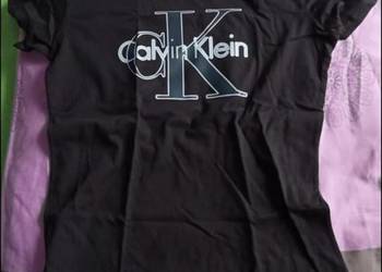 T-shirt damski czarny