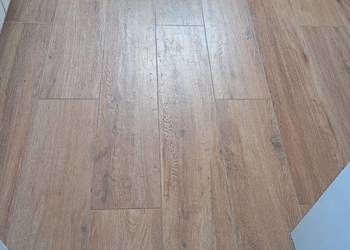 Płytki drewnopodobne / gres podłogowy 20x120