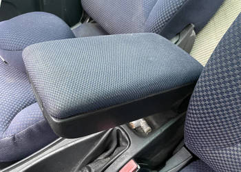 Fiat Stilo - podłokietnik granatowa tapicerka