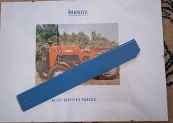 Obrazek z ciągnikiem Ursus 2402 prototyp pamiątka oryginał
