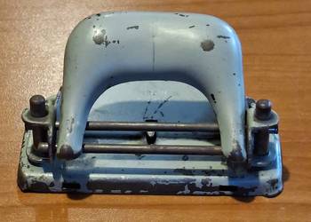 Stary dziurkacz biurowy B&B NR 88