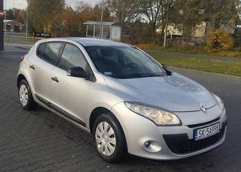 Renault Megane 1.6 benzyna 2011 rok 178 tys km polski salon Renault Megane 1.6 benzyna 2011 rok 178 tys km polski salon