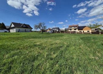 Działka budowlana z dobrym dojazdem – Gronków