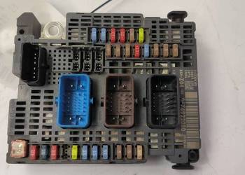 SKRZYNKA BEZPIECZNIKÓW PEUGEOT 508 9674922080