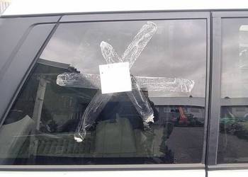 SZYBA PRAWY TYŁ LAND ROVER RANGE ROVER VOGUE L322