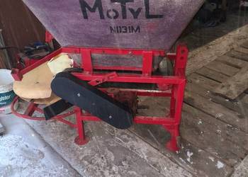 Rozsiewacz nawozu motyl