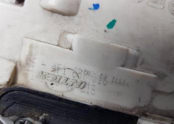 ZAMEK DRZWI PP  AUDI A8 D3