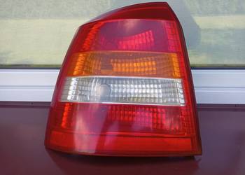 Opel Astra G II hatchback lampa tył tylna lewa
