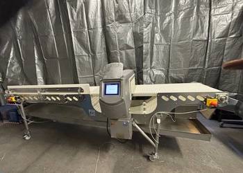 detektor metali z rynną