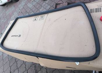 Fiat 126p uszczelka przedniej szyby