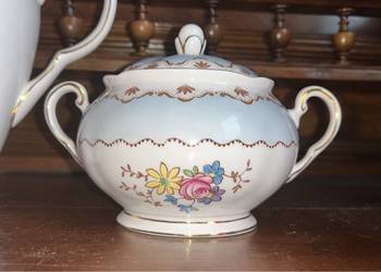 Cukiernica. Tuscan. Made in England