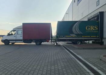 Przyczepa Agados 2011 – wysokość rampowa pod busa, DMC 3500 kg