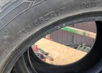 Opony 215,55r17