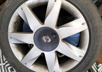Felgi aluminiowe z oponami Renault letnie 17 4x100