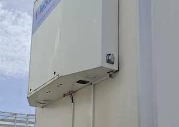 Naczepa do przewozu pisklat kurczat z ogrzewaniem