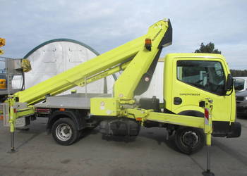 Podnośnik koszowy RUTHMANN TB270 na samochodzie Nissan Podnośnik koszowy RUTHMANN TB270 na samochodzie Nissan