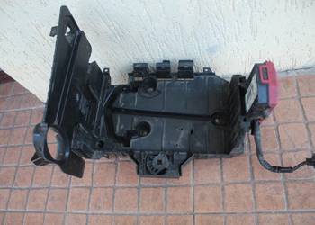 PODSTAWA OBUDOWA AKUMULATORA CITROEN C5 III X7 9659039080