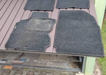Dywaniki welurowe Nissan Note E11