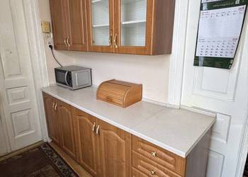 Meble kuchenne z zmywarka i kuchenka