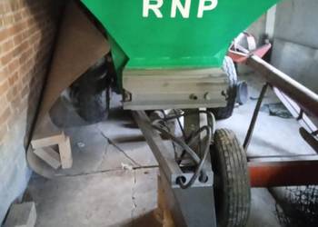 Sprzedam rozsiewacz RNP1