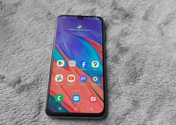 Sprzedam samsung A40 sam telefon