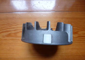Piła spalinowa Dolmar 100S Makita DCS 400 koło magnesowe