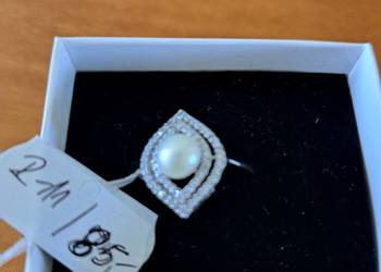 Srebrny pierścionek