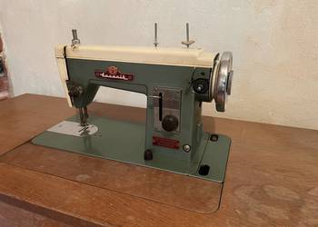 Maszyna do szycia Łucznik 415