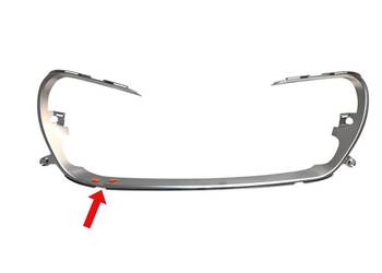 Peugeot 308 04.2011-12.2013 Ramka atrapy w zderzak przód