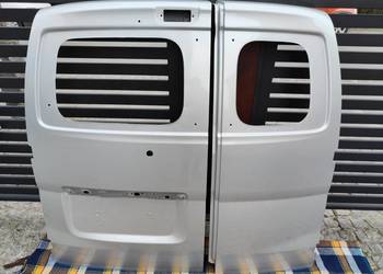 Drzwi tylne skrzydełkowe Nissan NV200 kolor srebrny