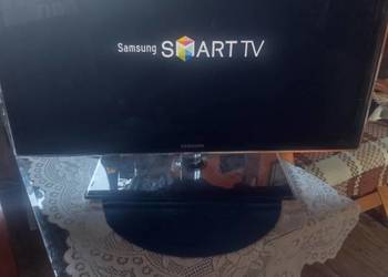Sprzedam telewizor Samsung 32 całe Smart TV wifi