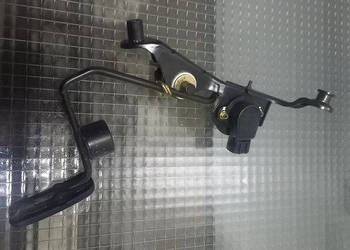 Pedał gazu potencjometr europa 2.0 d4d toyota rav 4 II 00-05