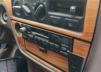 Półka pod radio, schowek Toyota Camry 1995