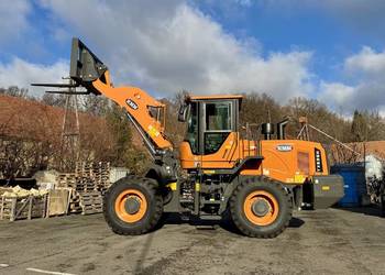 Ładowarka KMM YX636 udźwig 4T