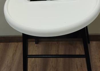Klasyczne Krzesełko do Karmienia IKEA BLÅMES – Drewniane, Czarne z Tacą